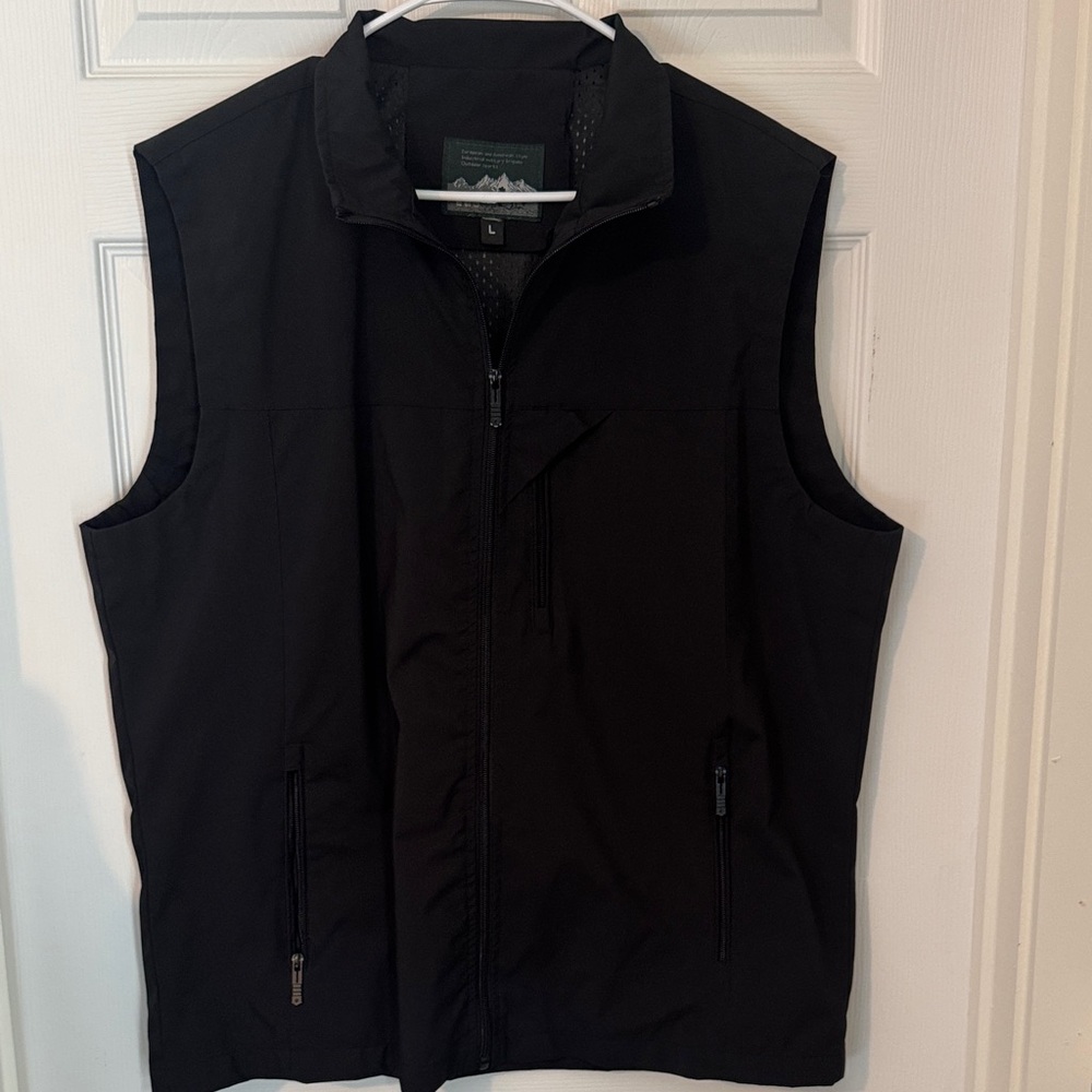 Men's Black Sleeveless fishing/hiking summer vest